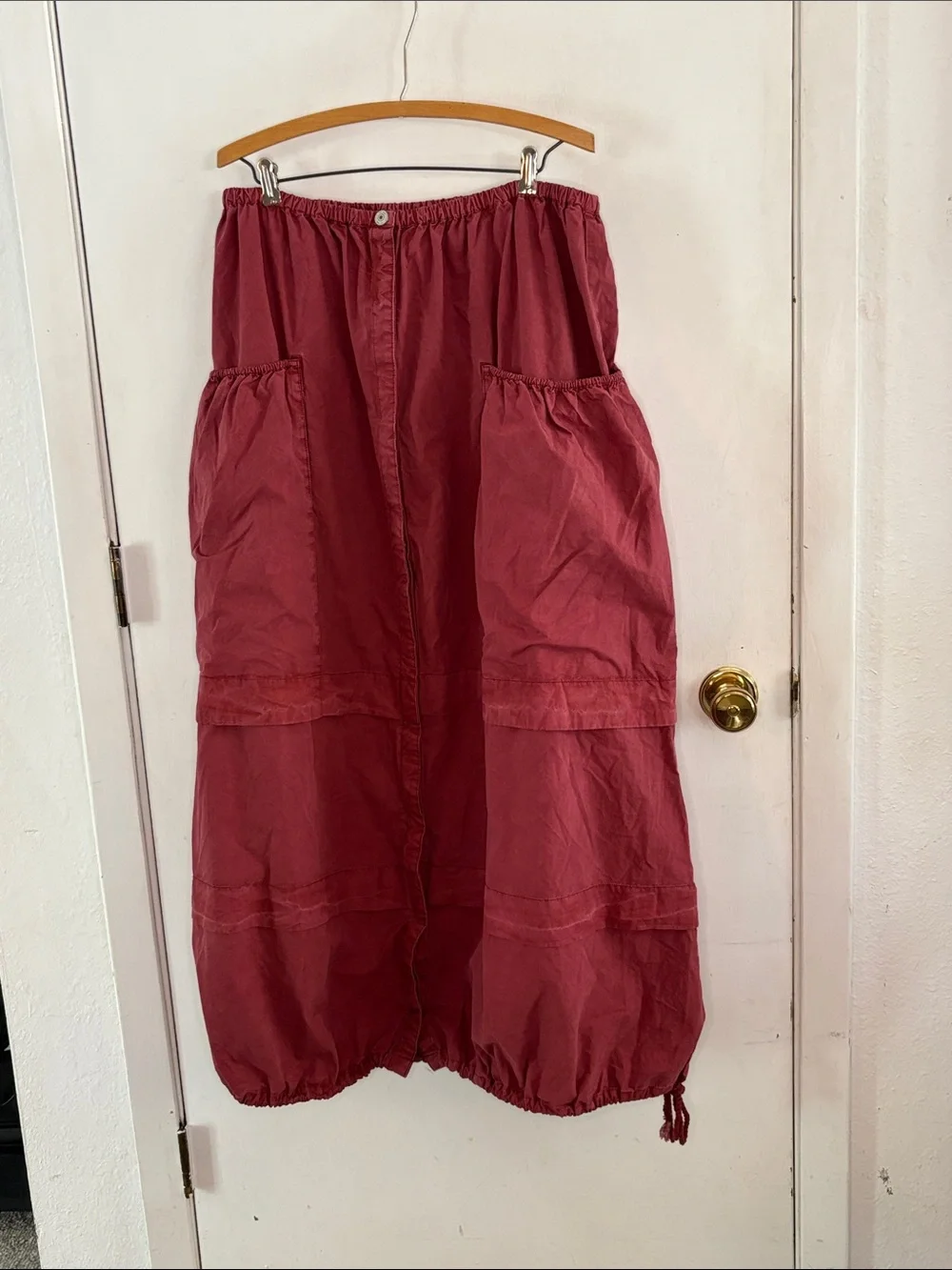 Free People Eloise red maxi front snaps, drawstring bottom Size XL